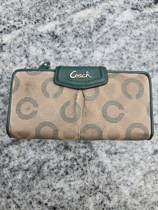 Coach Green And Beige Button Cloaure Wallet - Picture 1 of 6